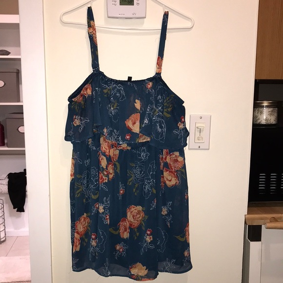Torrid size 3 top - Picture 1 of 7